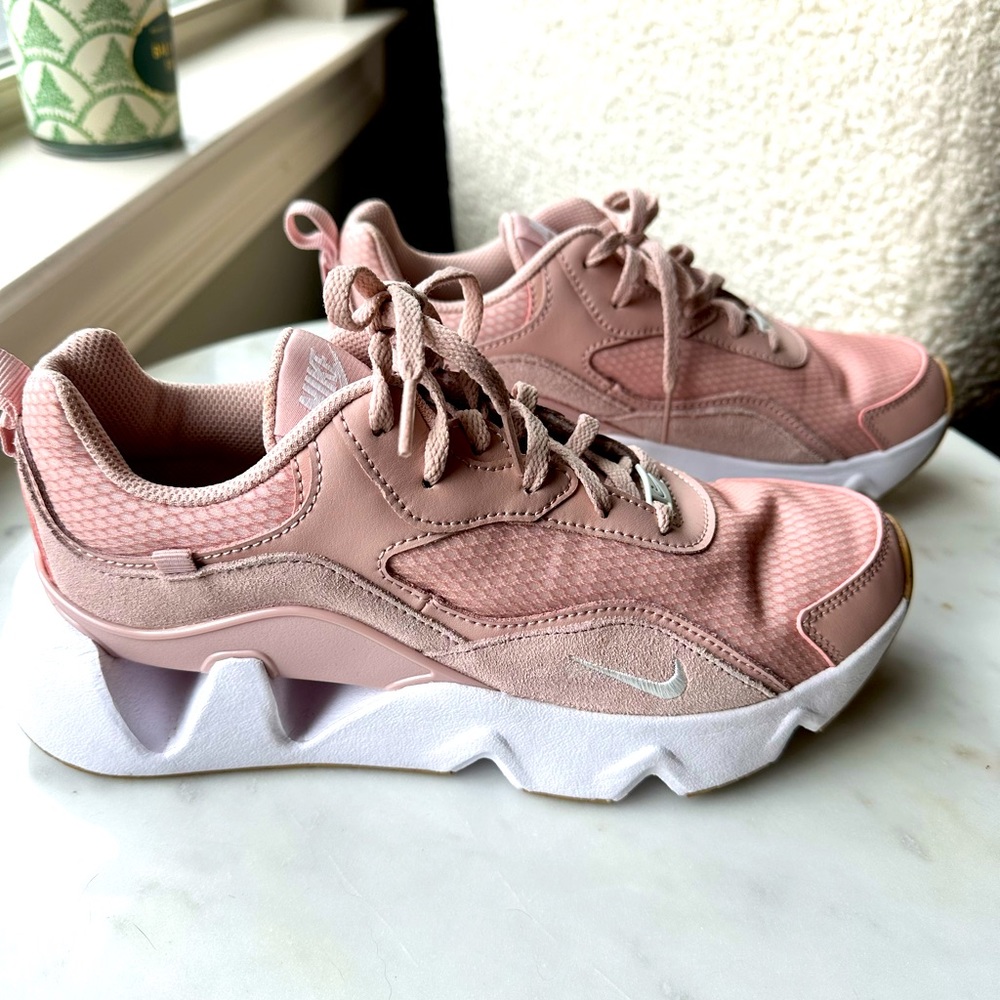 Nike RYZ